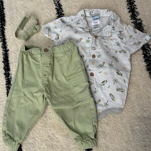 3 for $15🚨 NWOT Baby Button Down Matching Set